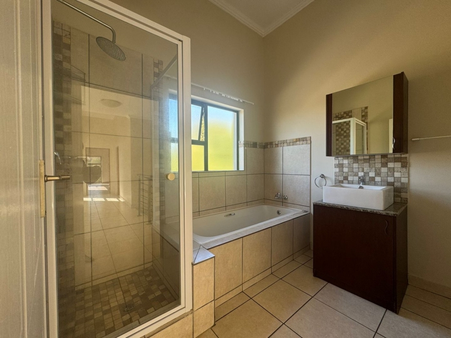 3 Bedroom Property for Sale in Leloko Lifestyle Estate North West